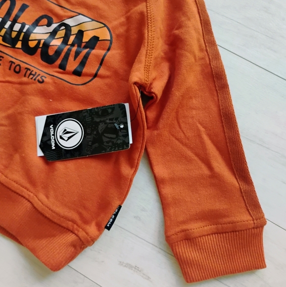 VOLCOM NEW Retro Crewneck Sweatshirt & Denim Pants - Picture 3 of 16